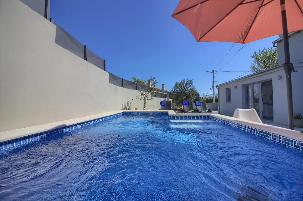 Charming Villa Zoya With Pool In Pula Liznjan 0*,  Croatia